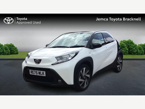 Toyota Aygo X Edge White #3