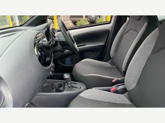 Toyota Aygo X Pure Automatic White #5