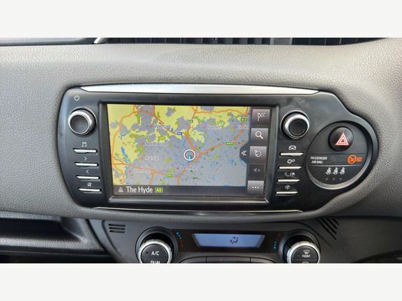 Toyota Yaris Icon Tech Blue #9