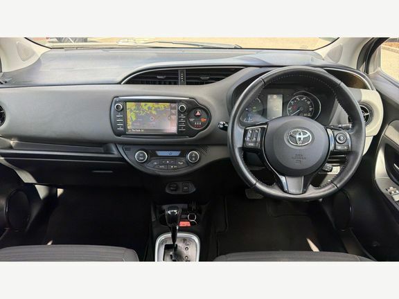 Toyota Yaris Icon Tech Blue #6