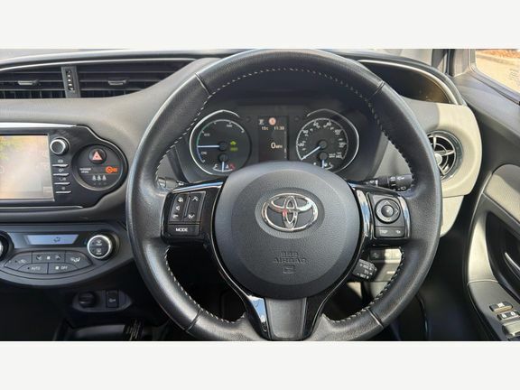 Toyota Yaris Icon Tech Blue #10