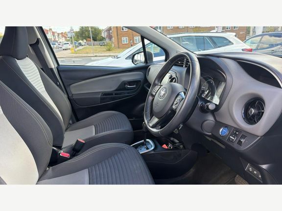 Toyota Yaris Icon Tech Blue #12