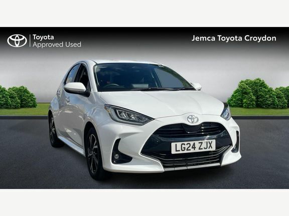 Toyota Yaris Design White