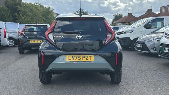 Toyota Aygo X Edge White #23