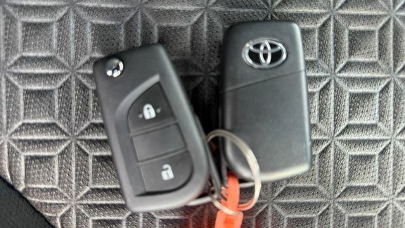Toyota Aygo X Edge White #24