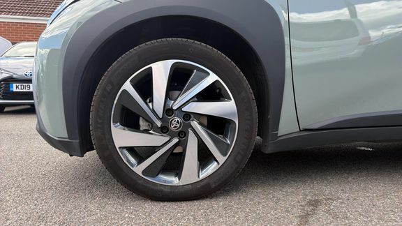 Toyota Aygo X Edge White #22