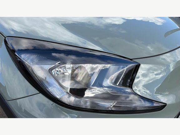 Toyota Aygo X Edge White #18