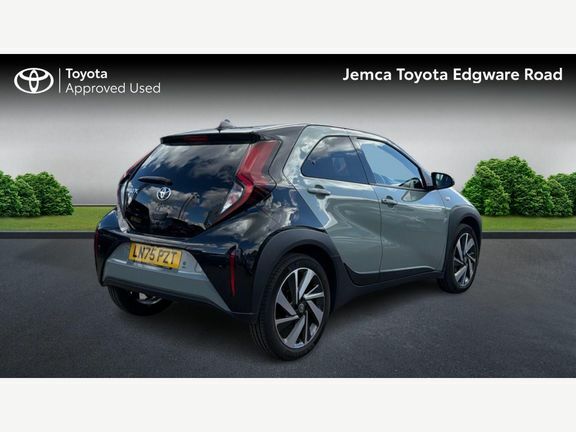 Toyota Aygo X Edge Parking Pack  #2