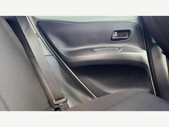 Toyota Aygo X Edge White #17