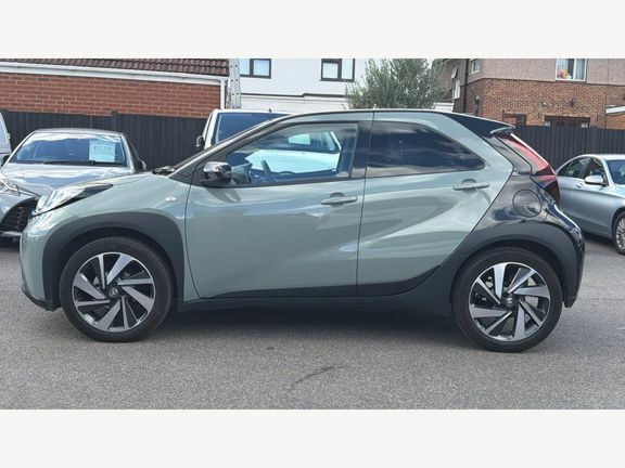 Toyota Aygo X Edge White #21