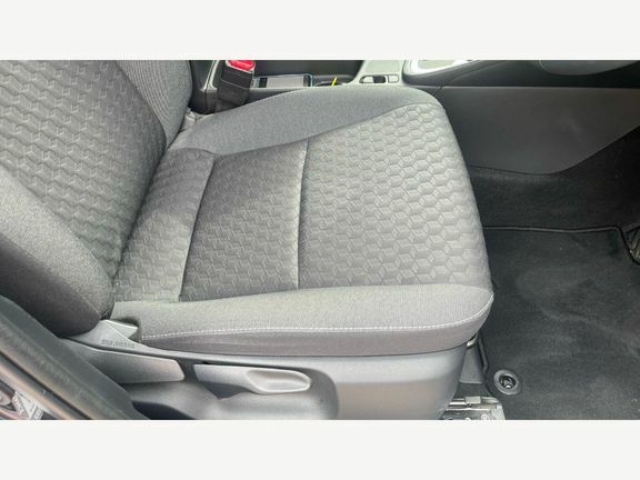 Toyota Yaris Excel Pan White #17