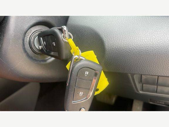 Toyota Yaris Excel Pan White #16