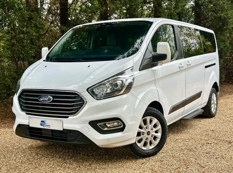 Ford Tourneo Custom 2.0 320 Ecoblue Titanium Minibus Double Cab Di Silver #1