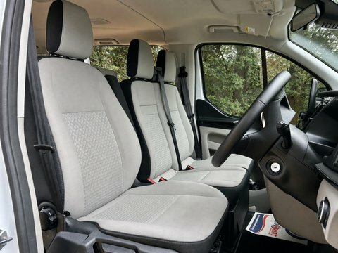 Ford Tourneo Custom 2.0 320 Ecoblue Titanium Minibus Double Cab Di Silver #14