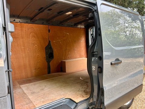 Nissan Primastar Tekna 30 L2 Grey #6