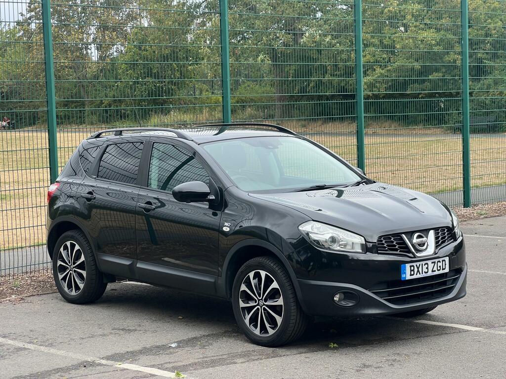 Nissan Qashqai Petrol Black