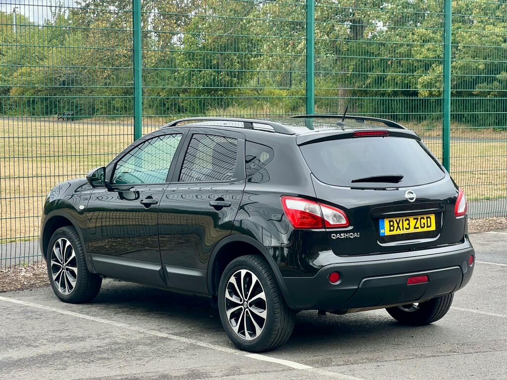Nissan Qashqai Petrol Black #4
