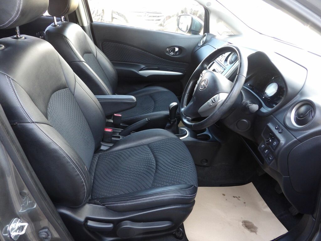 Nissan Note 1.2L Acenta Premium Red #8
