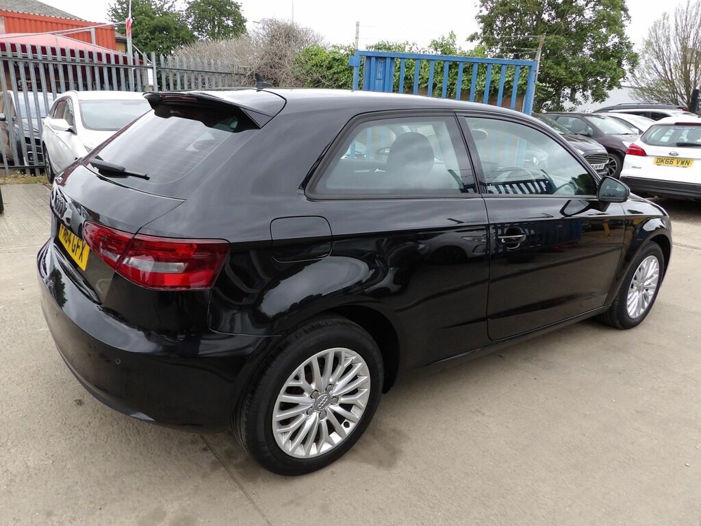 Audi A3 1.6 Tdi Se Technik Hatchback Eur Black #6