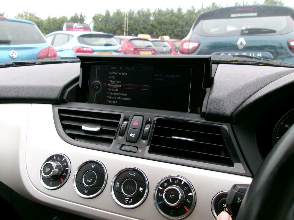 BMW Z4 Convertible White #34