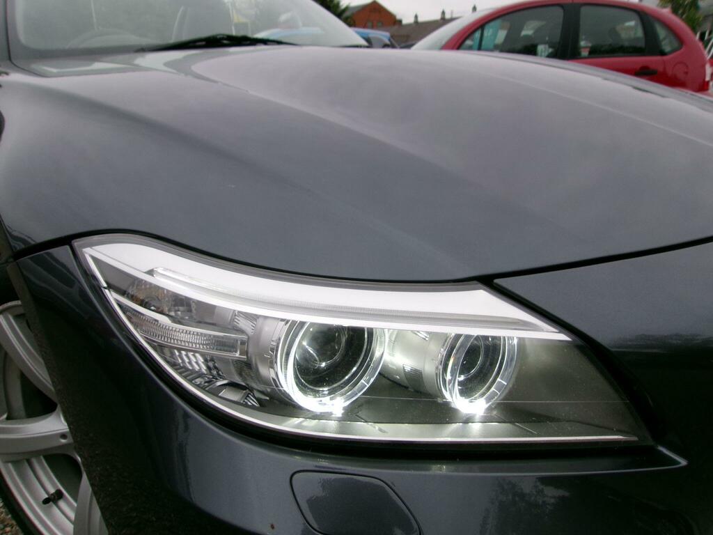 BMW Z4 Convertible White #40