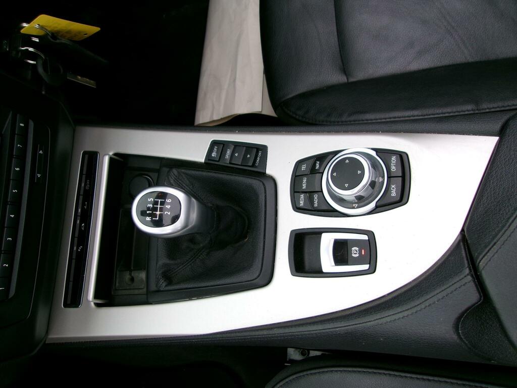 BMW Z4 Convertible White #15