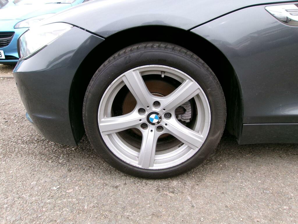 BMW Z4 Convertible White #27