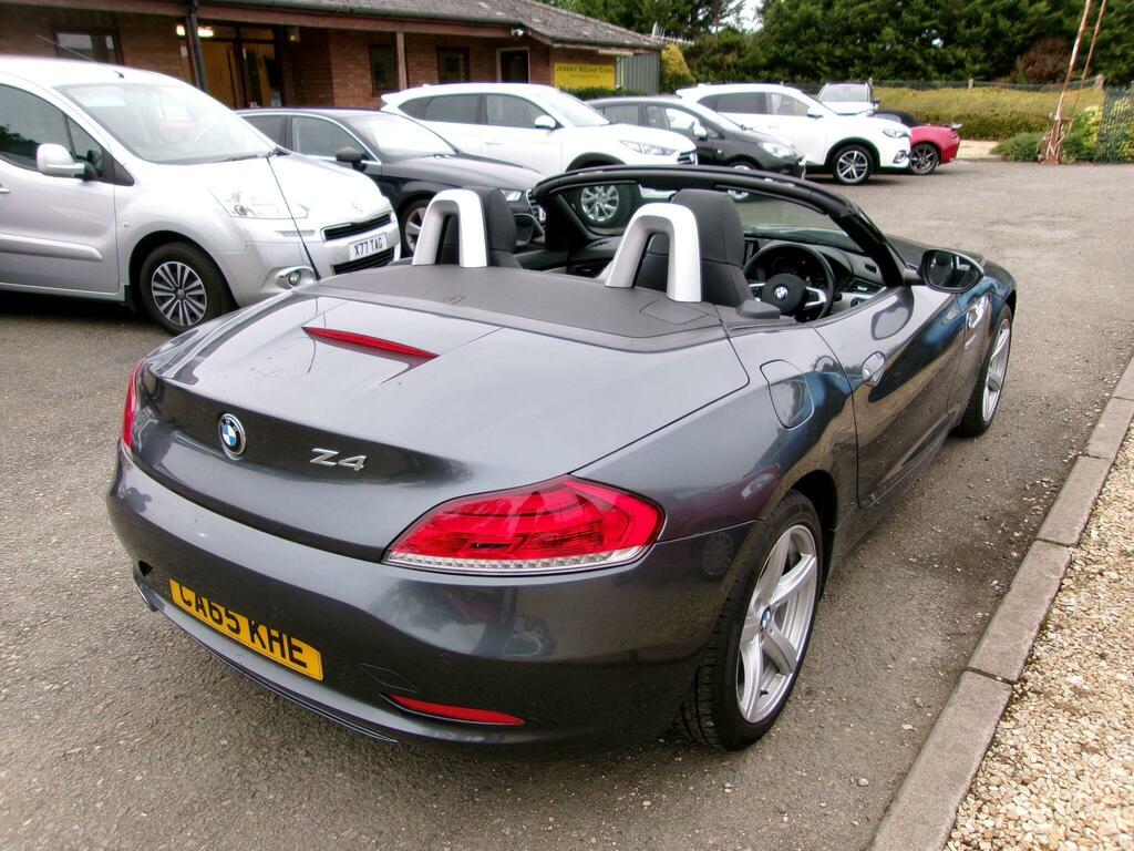 BMW Z4 Convertible White #11