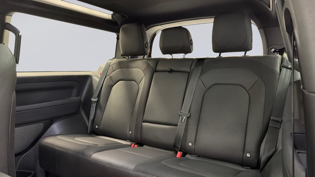 Land Rover Defender D250 X-dynamic Hse PN23AYJ Black #4