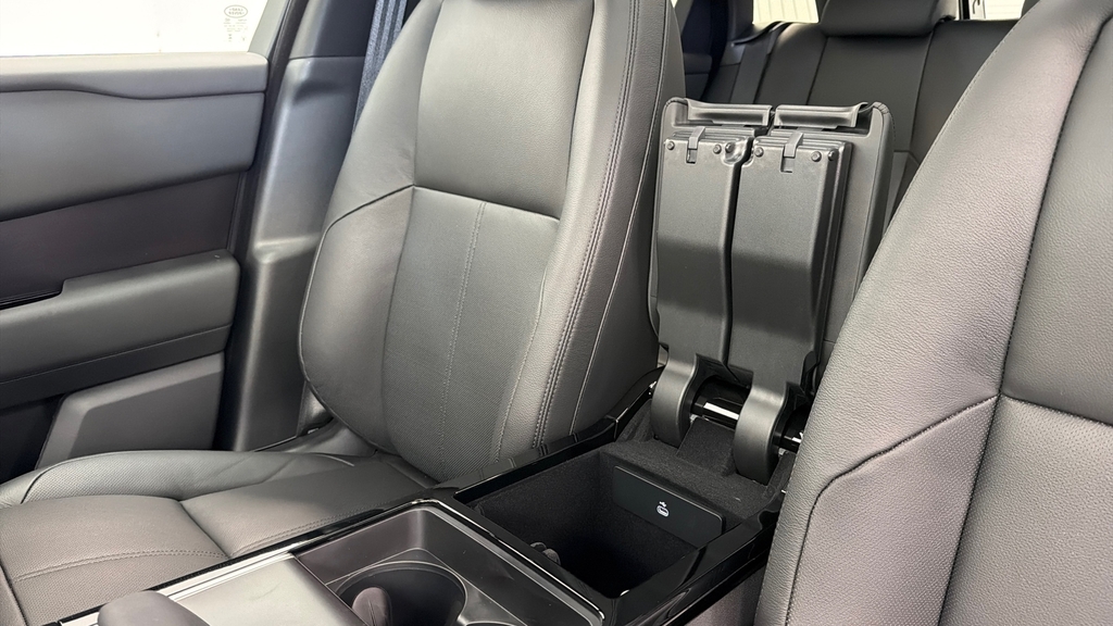 Land Rover Range Rover Velar Dynamic Se Grey #34