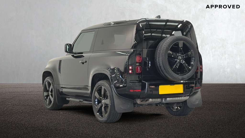 Land Rover Defender D250 X-dynamic Hse Black #2