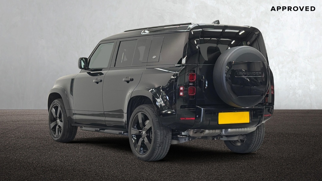 Land Rover Defender D250 Se Black #2