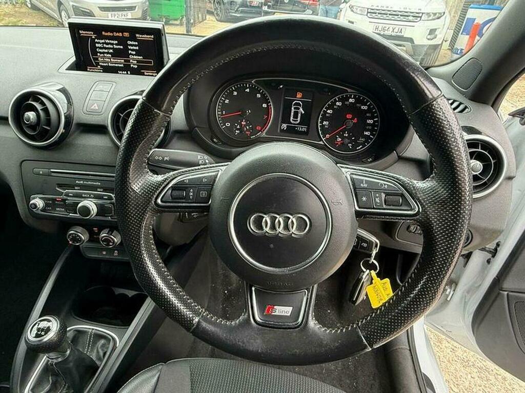 Audi A1 1.4 Sportback Tfsi Sport 123 Bhp White #14