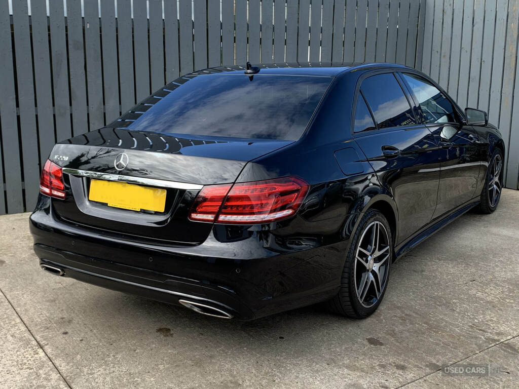 Mercedes-Benz E Class E220 Bluetec Amg Night Edition 7G-tronic Black #5