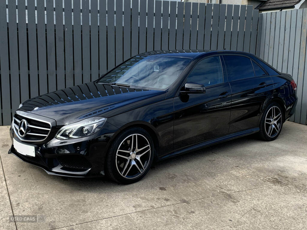 Mercedes-Benz E Class E220 Bluetec Amg Night Edition 7G-tronic Black #3