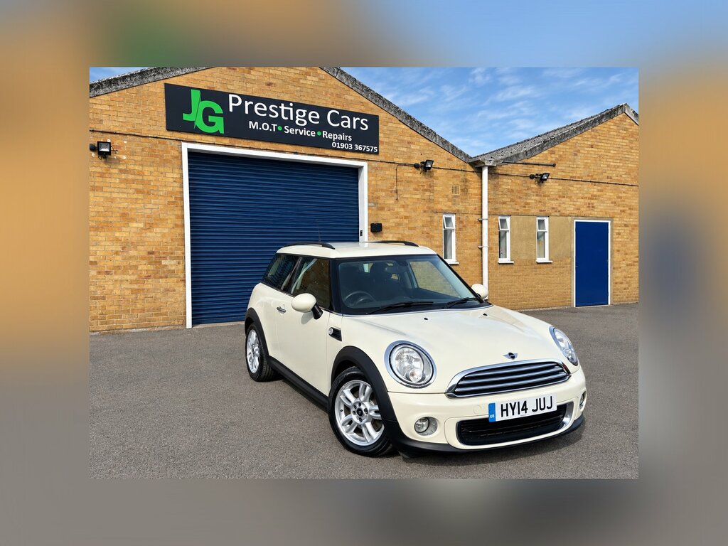 Mini Clubman 1.6 One Estate Euro 6 98 Ps White
