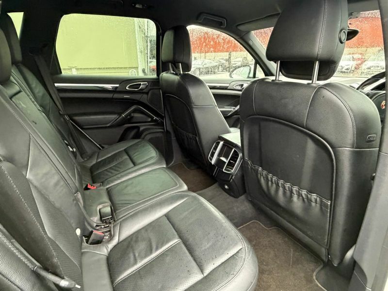 Porsche Cayenne V6 D Tiptronic White #4