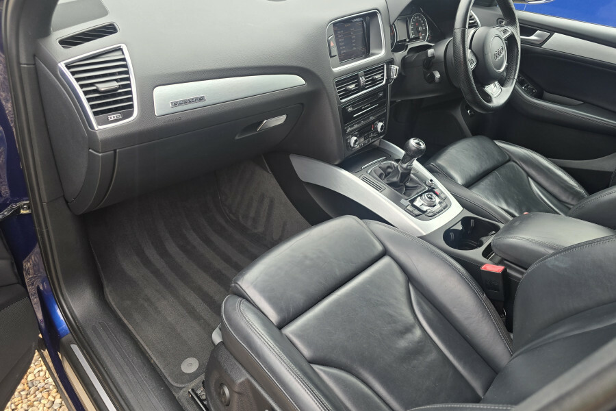 Audi Q5 Suv Blue #4