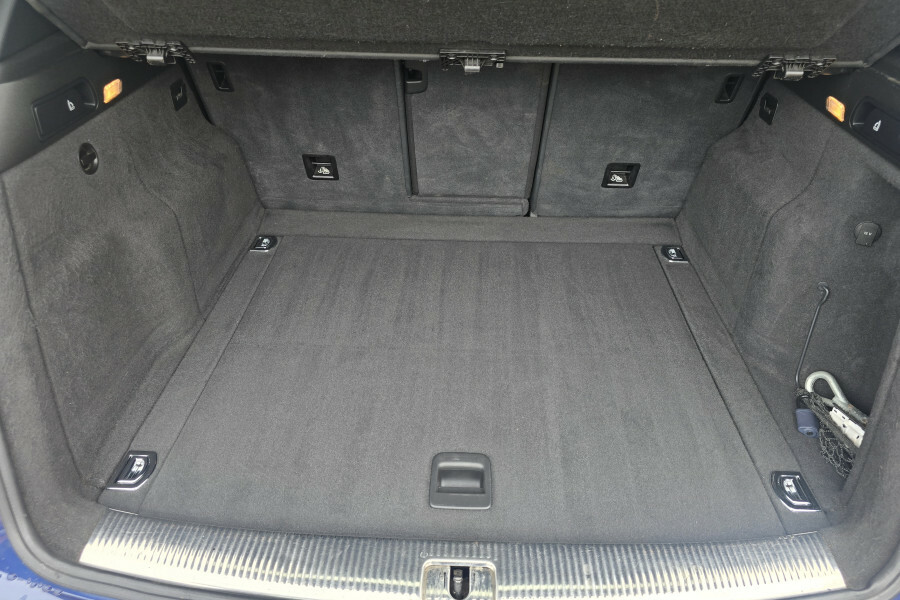 Audi Q5 Estate Grey #23