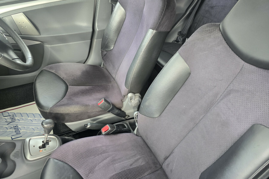 Toyota Aygo Hatchback Silver #4