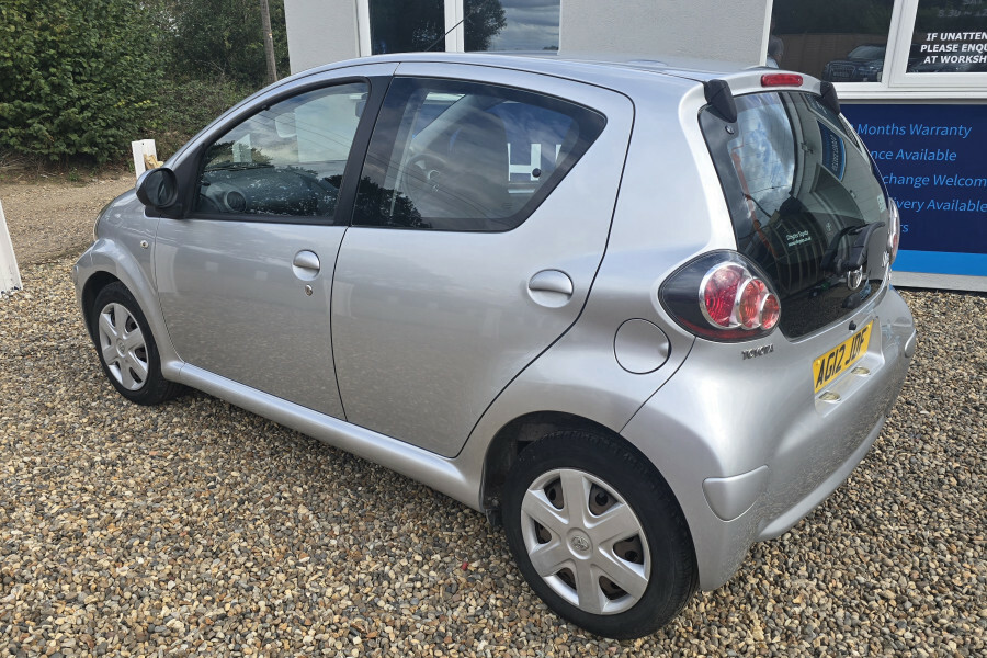 Toyota Aygo Plus White #12