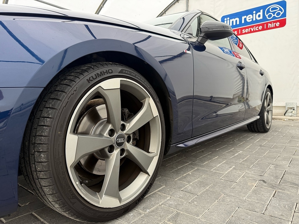 Audi A4 Tdi Black Edition Blue #6