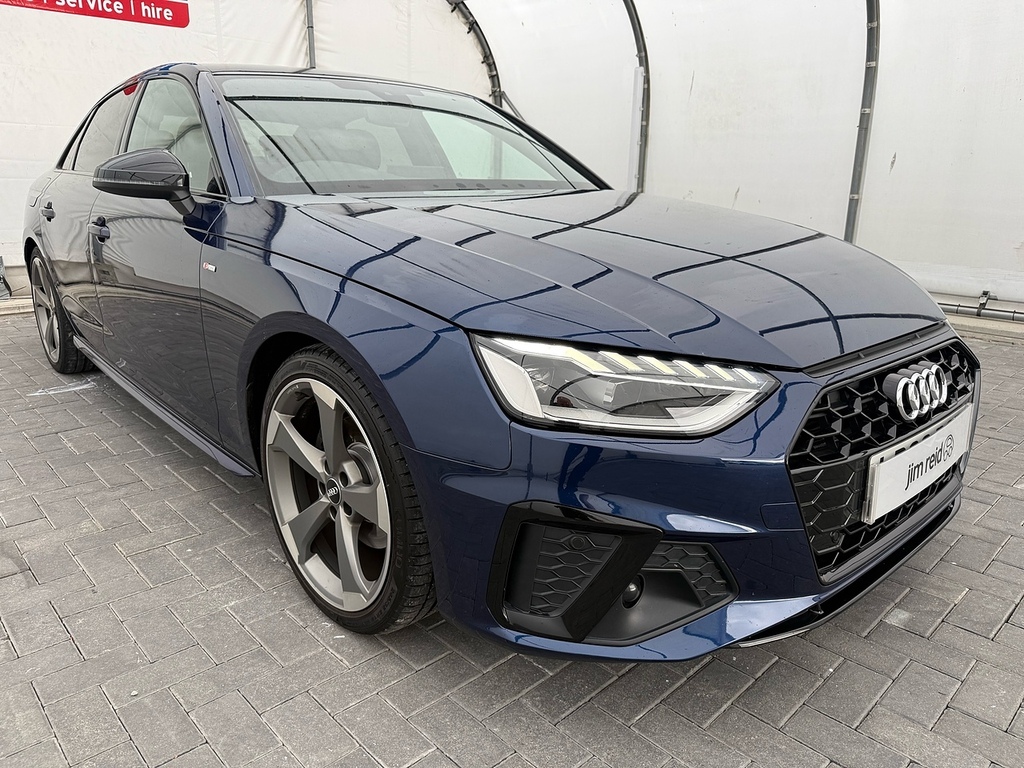 Audi A4 Tdi Black Edition Blue #4