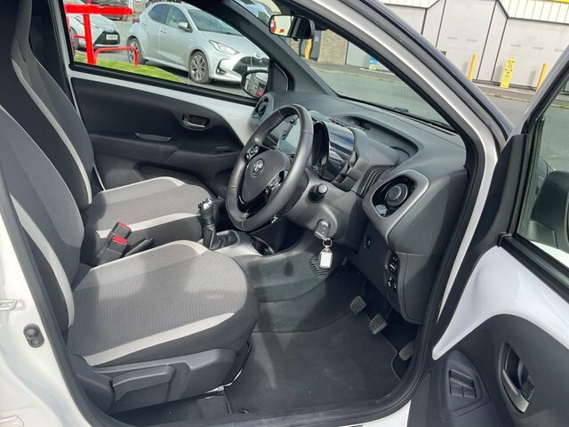 Toyota Aygo Hatchback Black #26