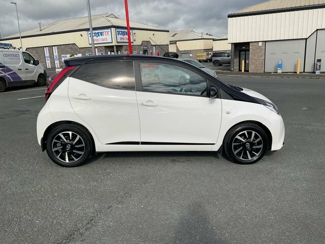 Toyota Aygo 1.0 Vvt-i X-trend Hatchback Euro White #6
