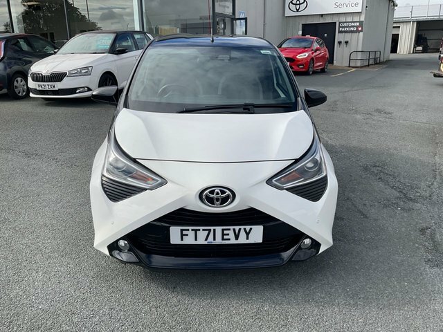 Toyota Aygo Hatchback Black #10