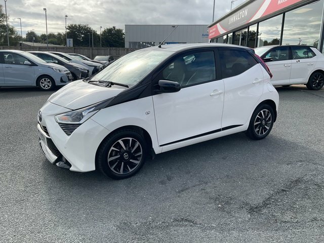Toyota Aygo Hatchback Black #16