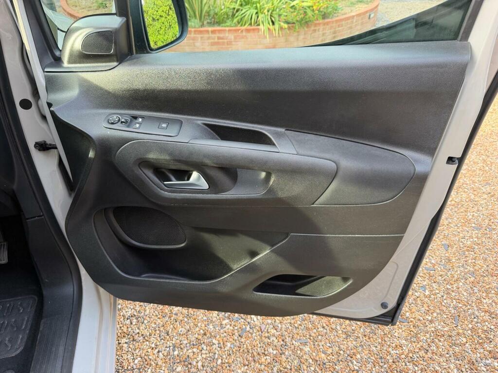 Vauxhall Combo Life Mpv Black #63