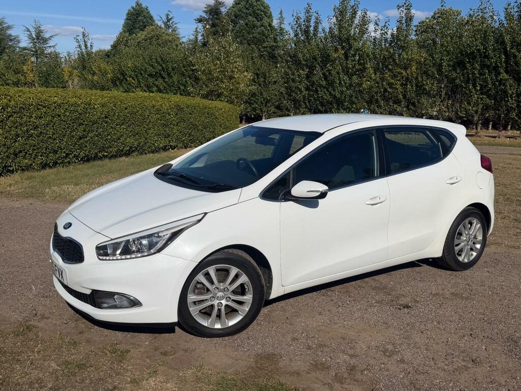 Kia Ceed 1.6 Crdi 2 Euro 5 White