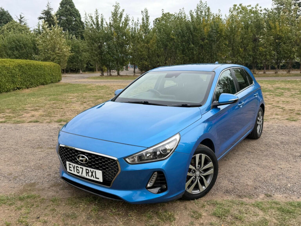 Hyundai I30 Hatchback Red #51